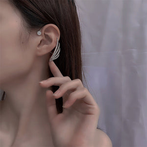 Schlichte und coole Ohrringe mit Diamantflügeln